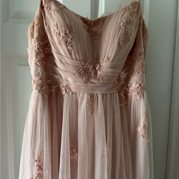 Elegant Pink Tulle Gown - Picture 3 of 5